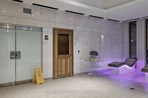 Photo 7 at 902 - 17 Bathurst Street, Waterfront Communities C1, Toronto
