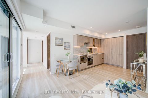 Photo 14 at 902 - 17 Bathurst Street, Waterfront Communities C1, Toronto