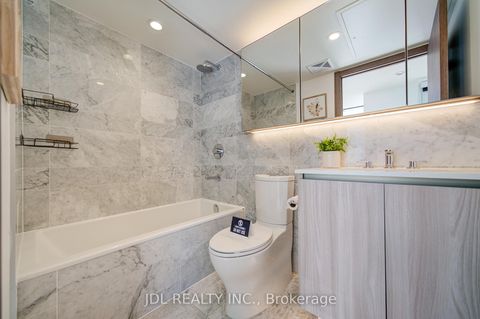 Photo 18 at 902 - 17 Bathurst Street, Waterfront Communities C1, Toronto