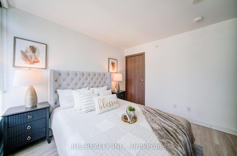Photo 22 at 902 - 17 Bathurst Street, Waterfront Communities C1, Toronto