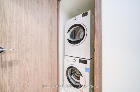 Photo 26 at 902 - 17 Bathurst Street, Waterfront Communities C1, Toronto