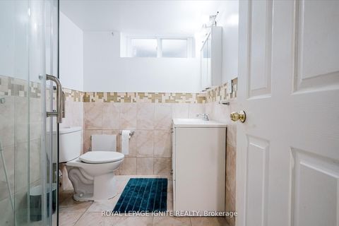 Photo 20 at 122 Valdor Drive, Agincourt North, Toronto