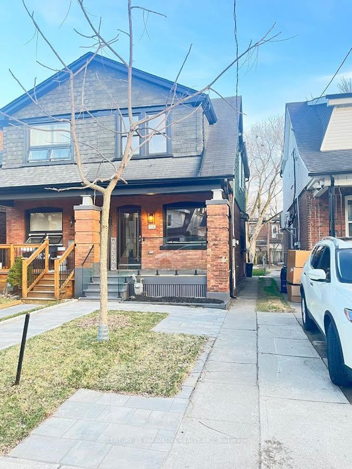 Photo 1 at 371 Milverton Boulevard, East York, Toronto