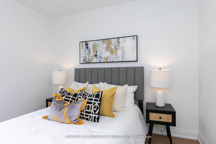 Photo 24 at 371 Milverton Boulevard, East York, Toronto