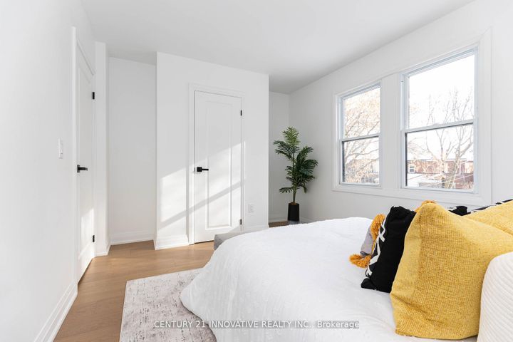 Photo 25 at 371 Milverton Boulevard, East York, Toronto