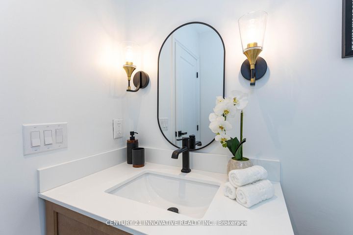 Photo 26 at 371 Milverton Boulevard, East York, Toronto