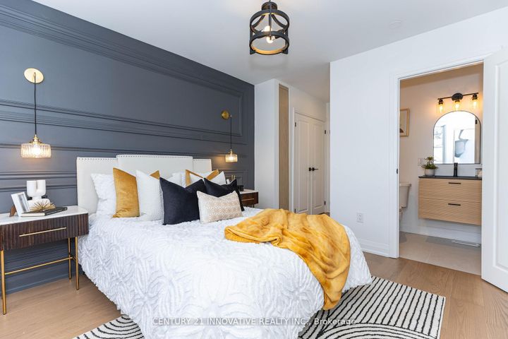 Photo 30 at 371 Milverton Boulevard, East York, Toronto