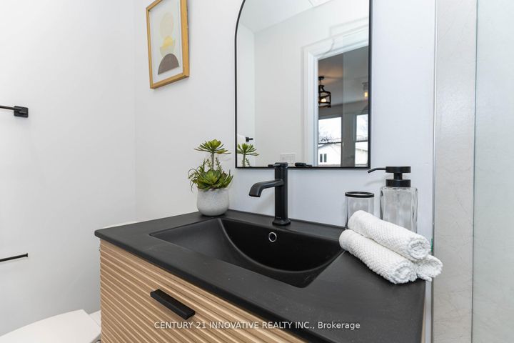 Photo 45 at 371 Milverton Boulevard, East York, Toronto