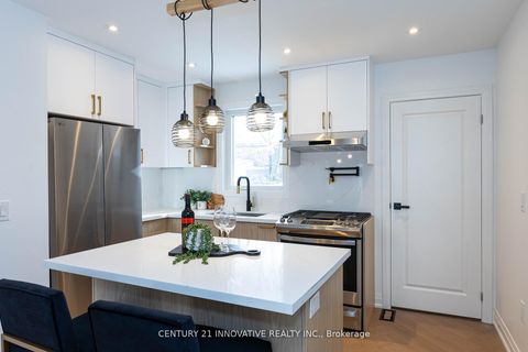 Photo 18 at 371 Milverton Boulevard, East York, Toronto