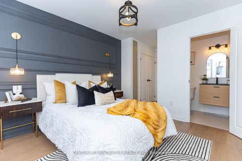 Photo 30 at 371 Milverton Boulevard, East York, Toronto