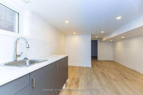 Photo 34 at 371 Milverton Boulevard, East York, Toronto
