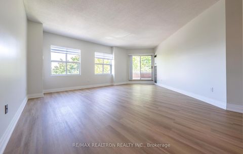 Photo 3 at Ph8 - 9 Chalmers Road, Doncrest, Richmond Hill