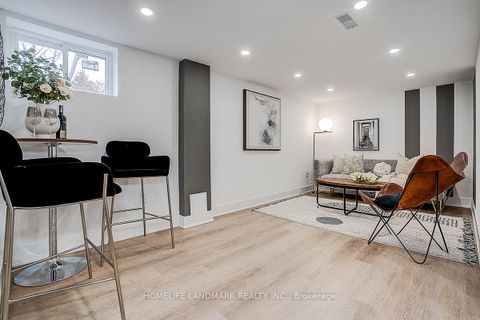 Photo 37 at 304 Kerswell Drive, Crosby, Richmond Hill