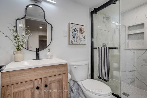 Photo 40 at 304 Kerswell Drive, Crosby, Richmond Hill