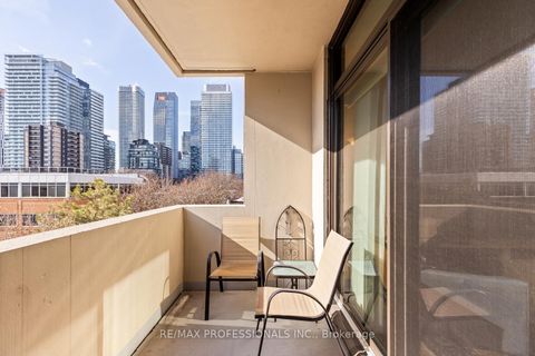 Photo 26 at 503 - 86 Gloucester Street, Yonge Corridor, Toronto