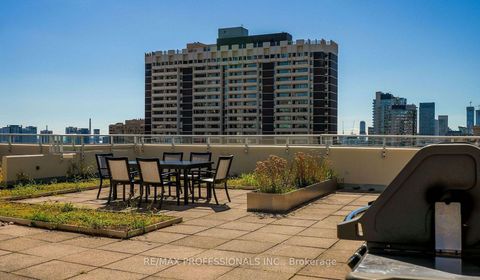 Photo 31 at 503 - 86 Gloucester Street, Yonge Corridor, Toronto