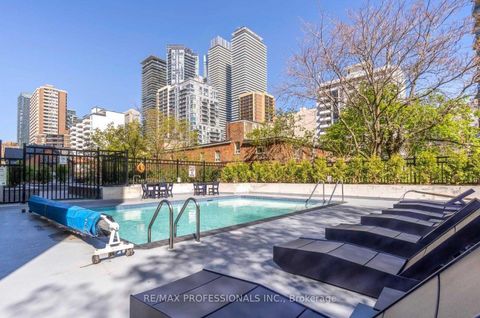 Photo 32 at 503 - 86 Gloucester Street, Yonge Corridor, Toronto