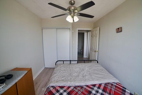 Photo 10 at 609 - 1700 Eglinton Avenue E, Victoria Village, Toronto