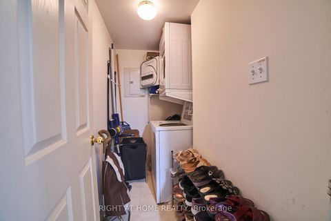 Photo 21 at 609 - 1700 Eglinton Avenue E, Victoria Village, Toronto