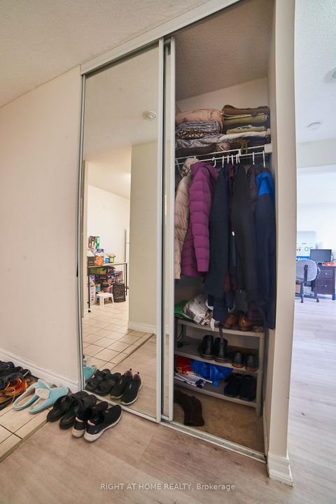 Photo 22 at 609 - 1700 Eglinton Avenue E, Victoria Village, Toronto