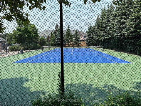 Photo 34 at 609 - 1700 Eglinton Avenue E, Victoria Village, Toronto