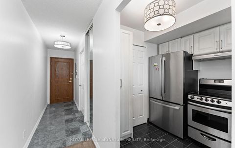 Photo 9 at 705 - 8 Lee Centre Drive, Woburn, Toronto