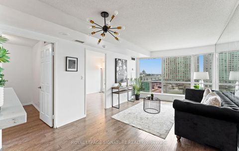 Photo 10 at 705 - 8 Lee Centre Drive, Woburn, Toronto