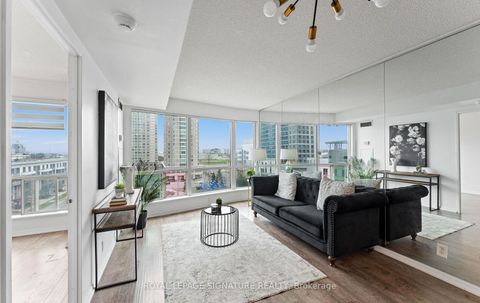 Photo 12 at 705 - 8 Lee Centre Drive, Woburn, Toronto