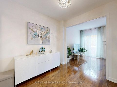 Photo 17 at 179 Vanguard Road, Patterson, Vaughan