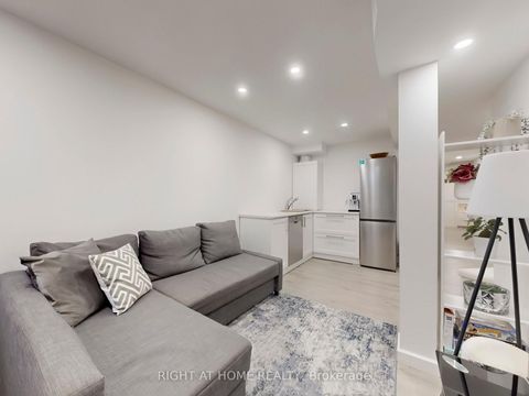 Photo 36 at 179 Vanguard Road, Patterson, Vaughan