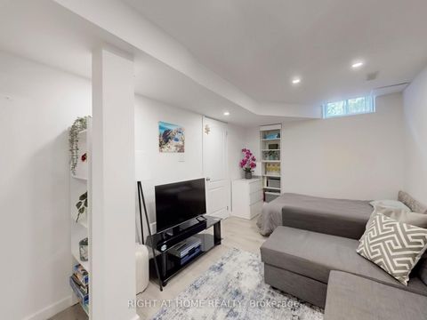 Photo 37 at 179 Vanguard Road, Patterson, Vaughan