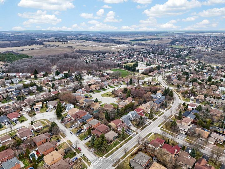 Photo 38 at 363 London Road, London, Newmarket