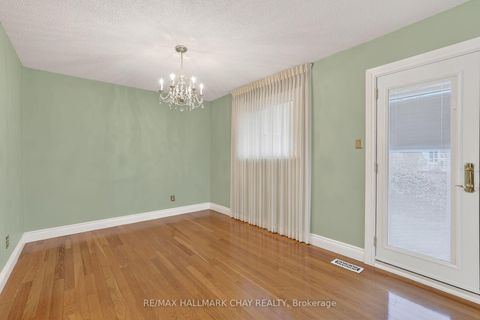 Photo 10 at 363 London Road, London, Newmarket