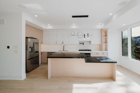 Photo 12 at 360 Woodmount Avenue, East York, Toronto