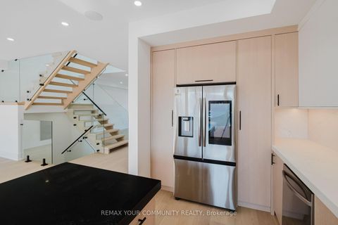 Photo 14 at 360 Woodmount Avenue, East York, Toronto