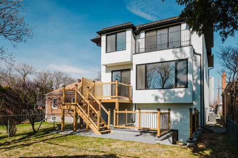 Photo 23 at 360 Woodmount Avenue, East York, Toronto