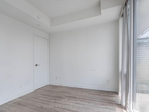 Photo 19 at 3302 - 28 Wellesley Street, Yonge Corridor, Toronto