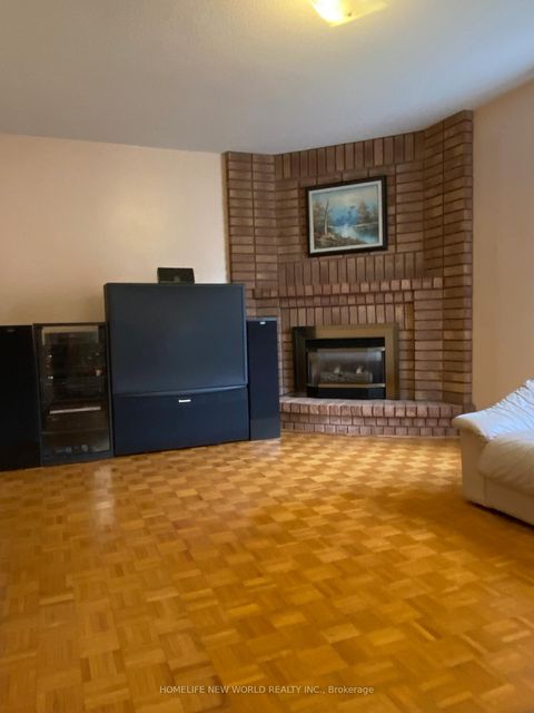 Photo 8 at 81 Dalmatian Crescent, Highland Creek, Toronto