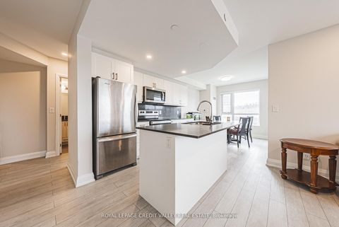 Photo 9 at 317 - 58 Lakeside Terrace, Little Lake, Barrie