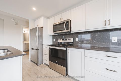 Photo 11 at 317 - 58 Lakeside Terrace, Little Lake, Barrie