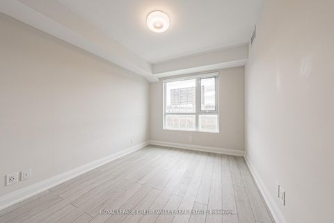 Photo 23 at 317 - 58 Lakeside Terrace, Little Lake, Barrie