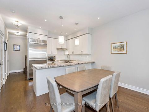 Photo 11 at 13 - 30 Hargrave Lane, York Mills, Toronto
