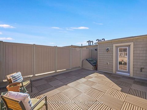 Photo 30 at 13 - 30 Hargrave Lane, York Mills, Toronto