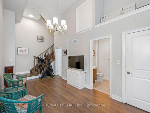 Photo 34 at 13 - 30 Hargrave Lane, York Mills, Toronto