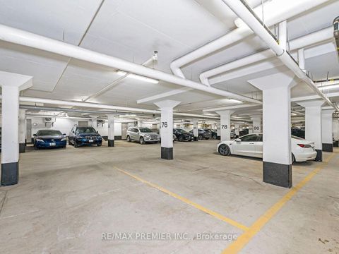 Photo 38 at 13 - 30 Hargrave Lane, York Mills, Toronto