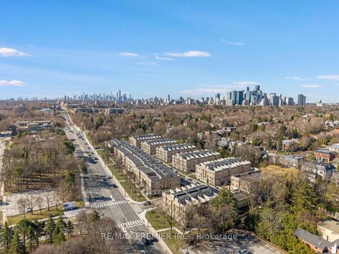 Photo 45 at 13 - 30 Hargrave Lane, York Mills, Toronto