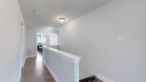 Photo 25 at 28 Richmond Park Drive, Keswick North, Georgina