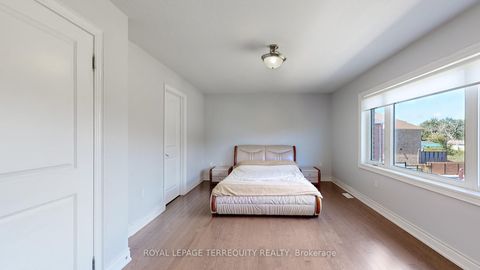 Photo 26 at 28 Richmond Park Drive, Keswick North, Georgina