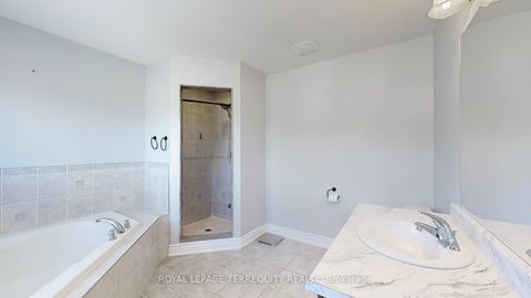 Photo 30 at 28 Richmond Park Drive, Keswick North, Georgina