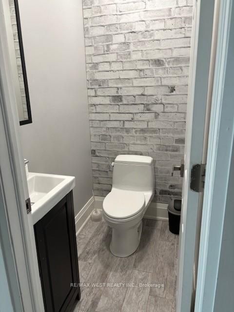Photo 7 at 6 - 3000 Langstaff Road, Concord, Vaughan